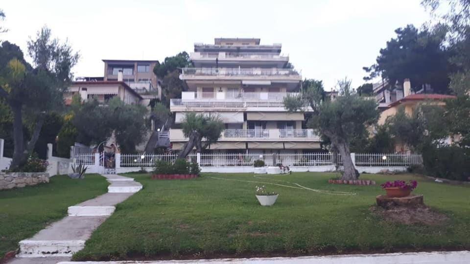 Stefani Apartment With A Sea View Terrace! Nea Moudania Esterno foto